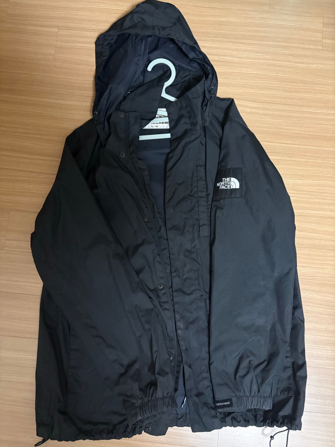 노스페이스 바람막이 L 상품이미지1