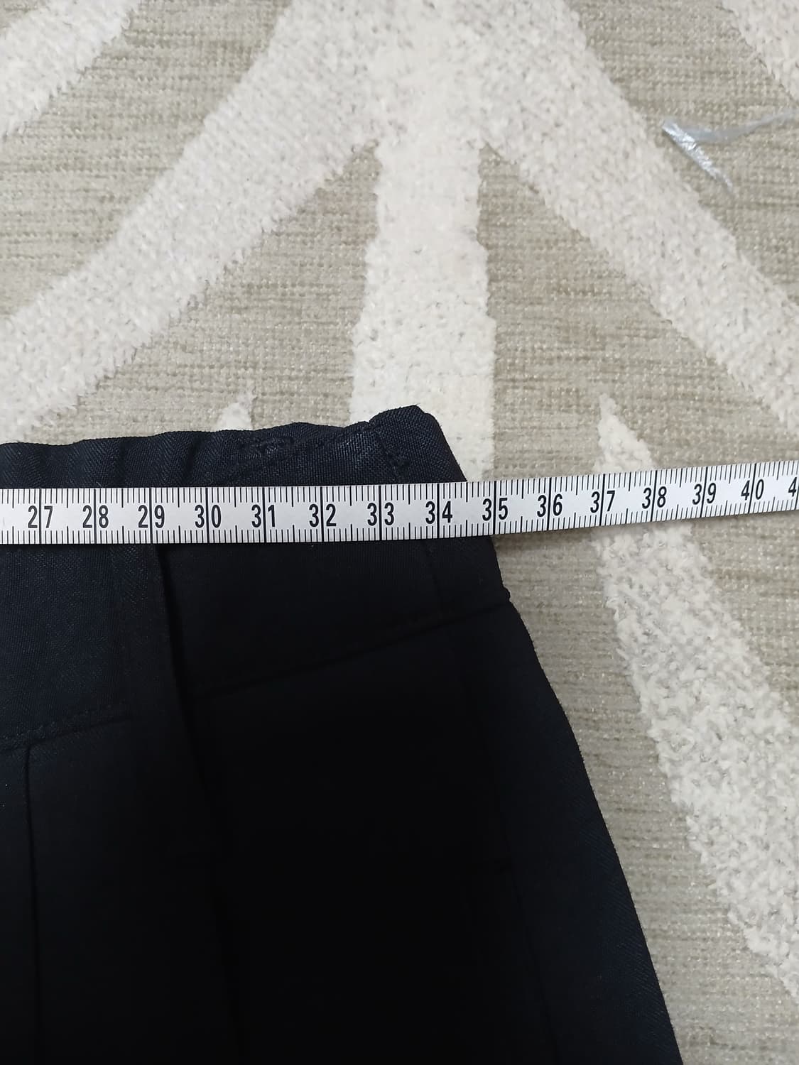 아모멘토 블랙 볼륨 실루엣 팬츠 상품이미지5