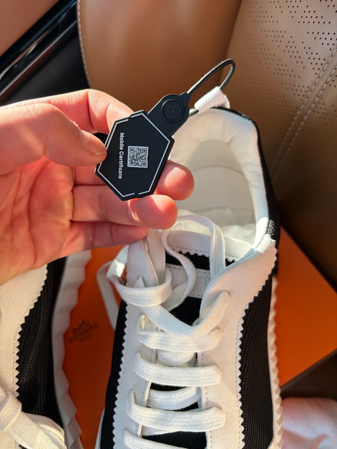 에르메스 바운싱 스니커즈 Noir Blanc / 42 / 새상품 풀구성 상품이미지5