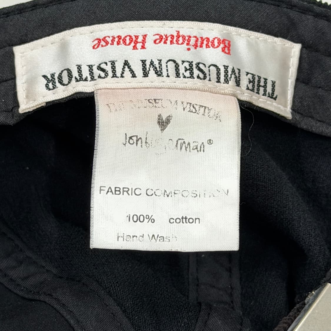 더뮤지엄비지터 x 존 버거맨 핑키 윙키 & 찰리 코듀로이 볼캡 블랙 상품이미지5