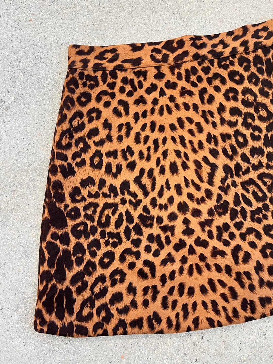 레오파드 스웨이드 미니 스커트 상품이미지2