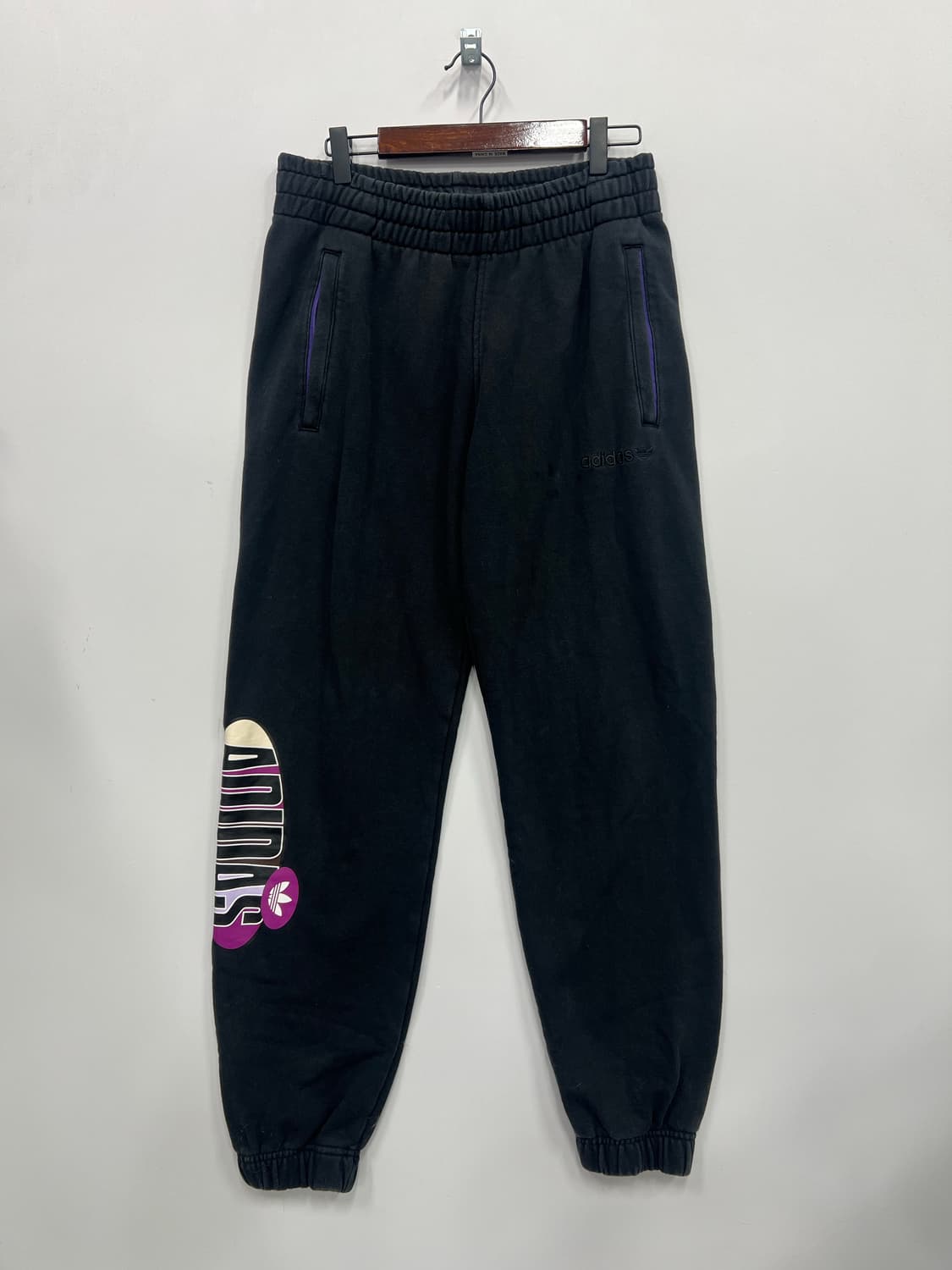아디다스 블랙 조거 팬츠  상품이미지1
