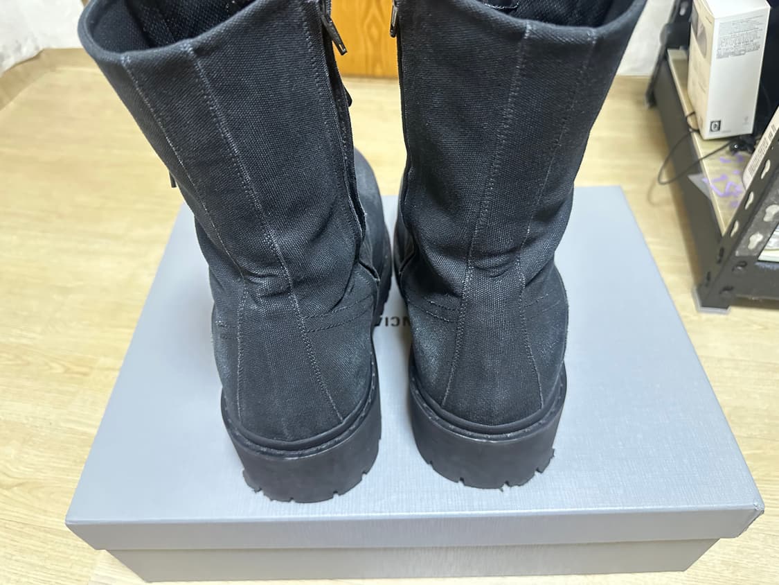 [44]발렌시아가 스톰퍼 부츠 상품이미지3