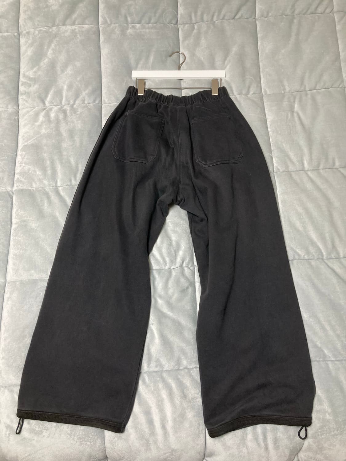 [3]폴리테루 1011 퍼티그 스웻 팬츠 워시드 블랙 25SS 상품이미지3