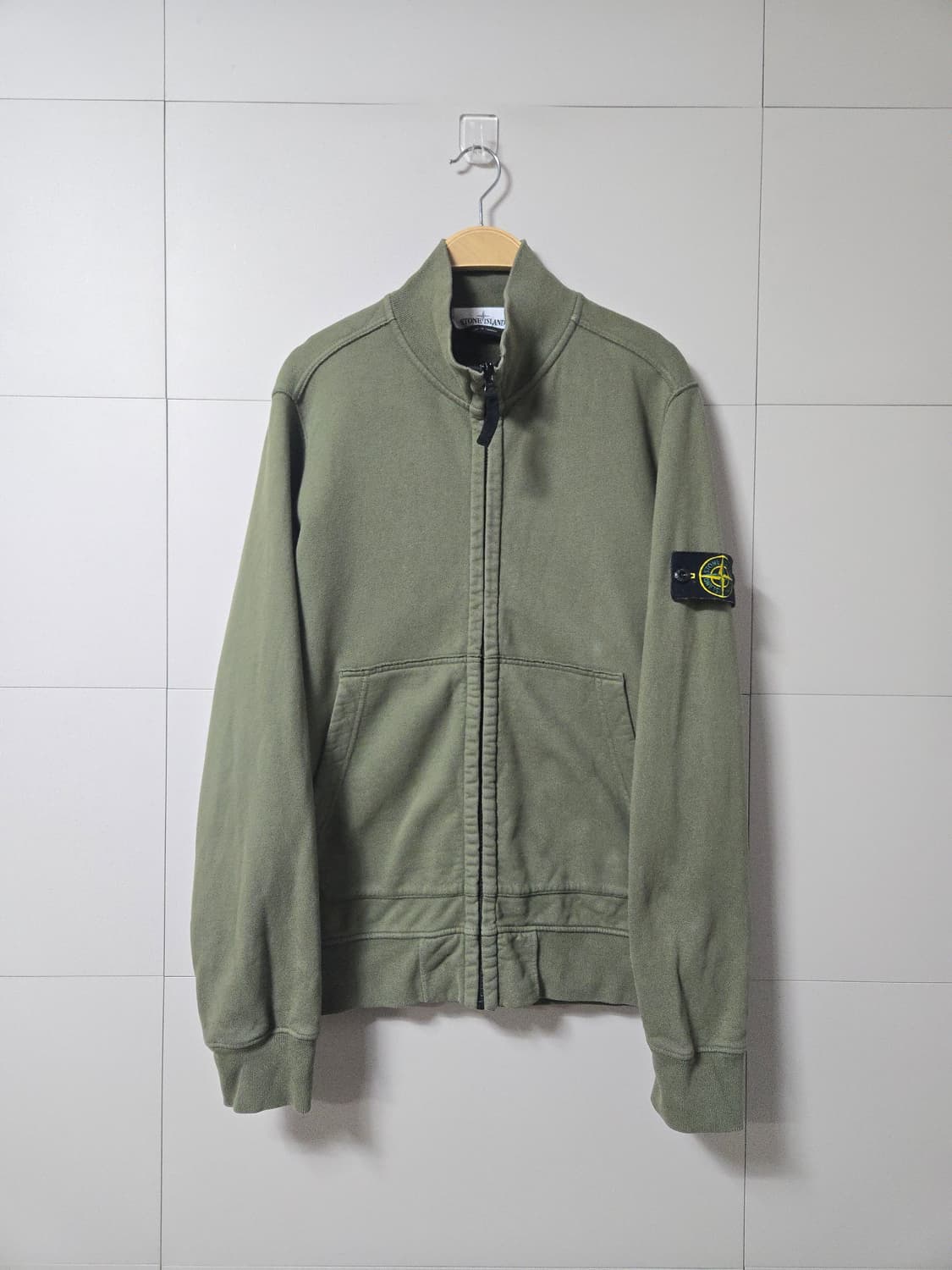 스톤아일랜드 올리브 풀집업 M 상품이미지1