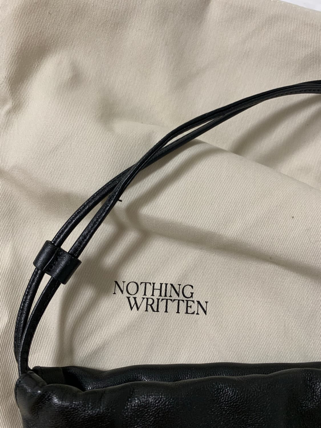 낫띵리튼 Nella 스트랩 가방 블랙 상품이미지2