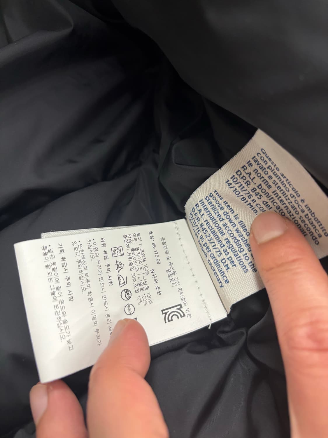 시착 새상품) 23fw 몽클레어 클루니 블랙 3 사이즈 판매 상품이미지4