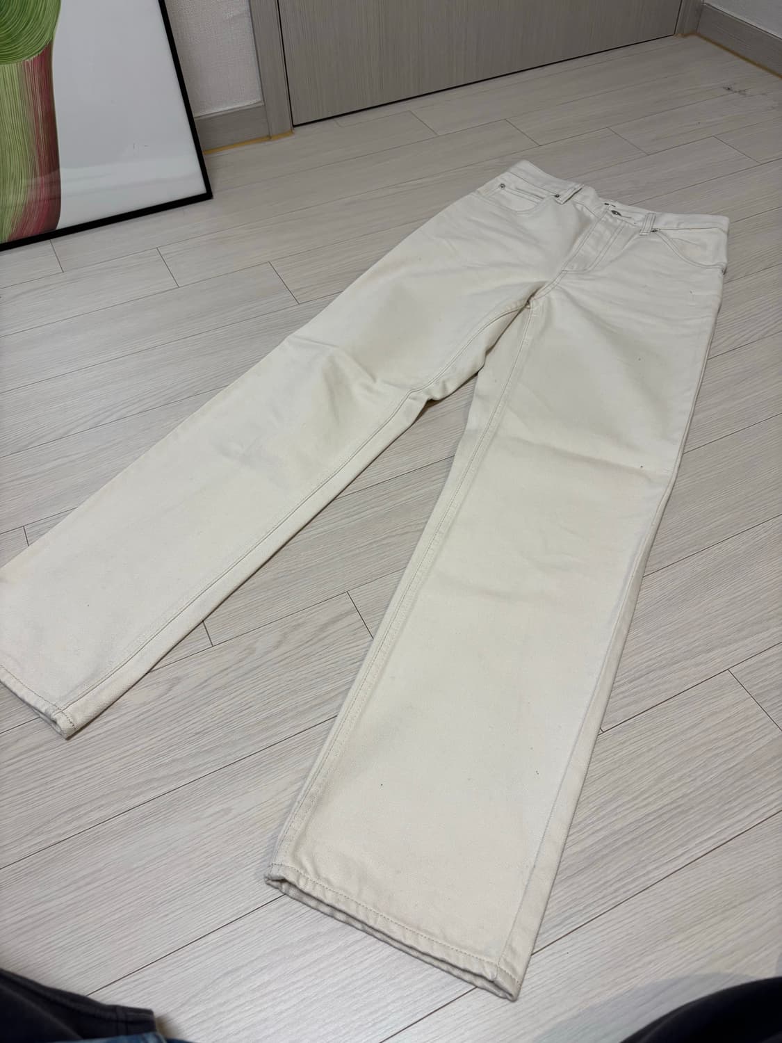 유니클로 U 하이라이즈 스트레이트 데님 에크루 24 상품이미지1