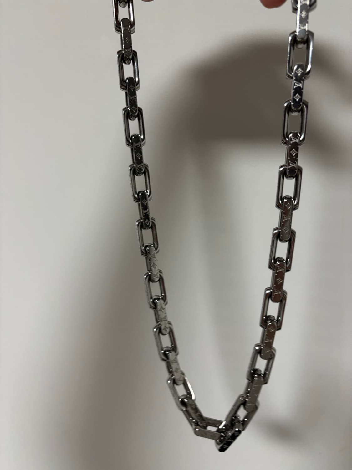 루이비통 모노그램 체인 목걸이 상품이미지2