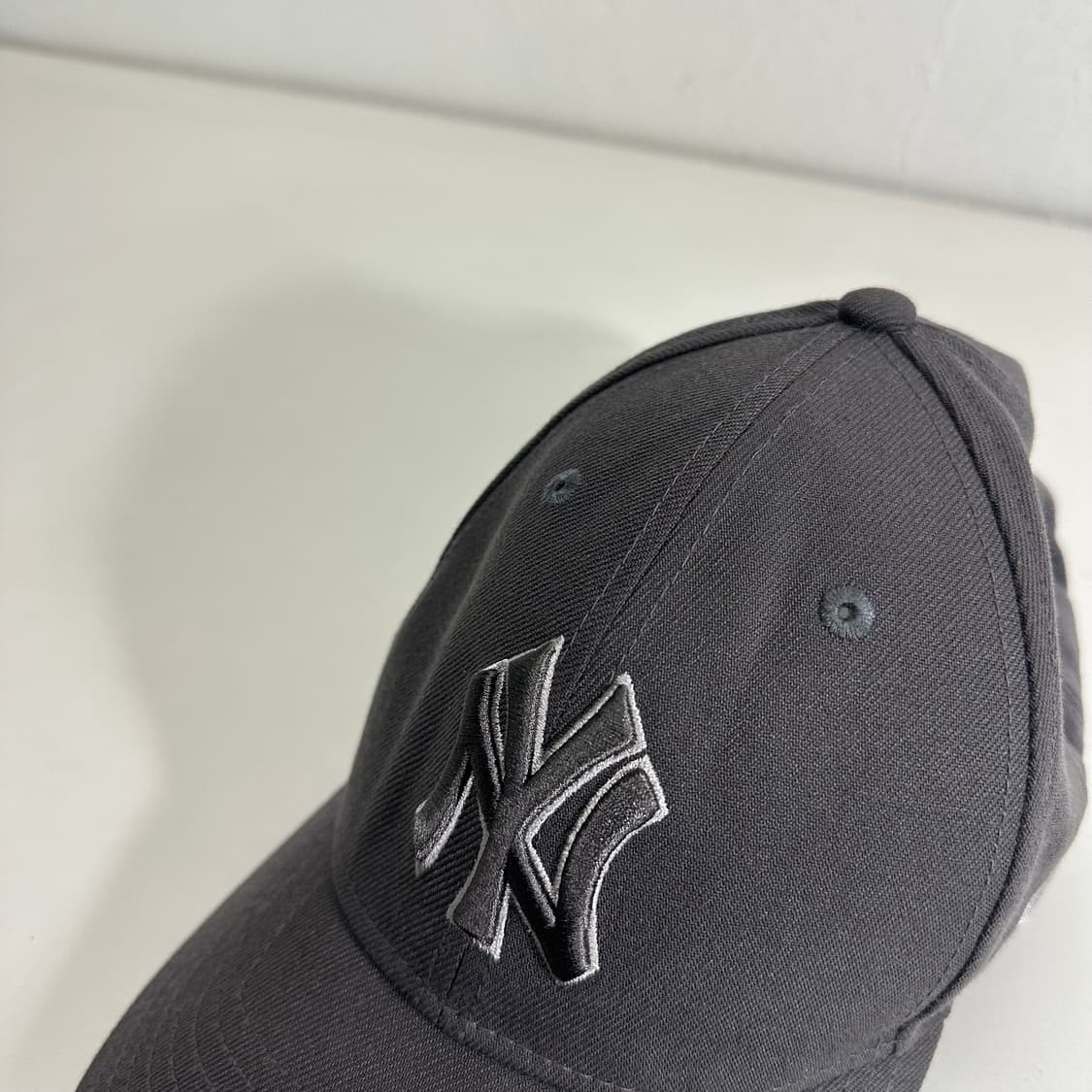 OS 뉴에라 진그레이 양키즈 면 볼캡 상품이미지2