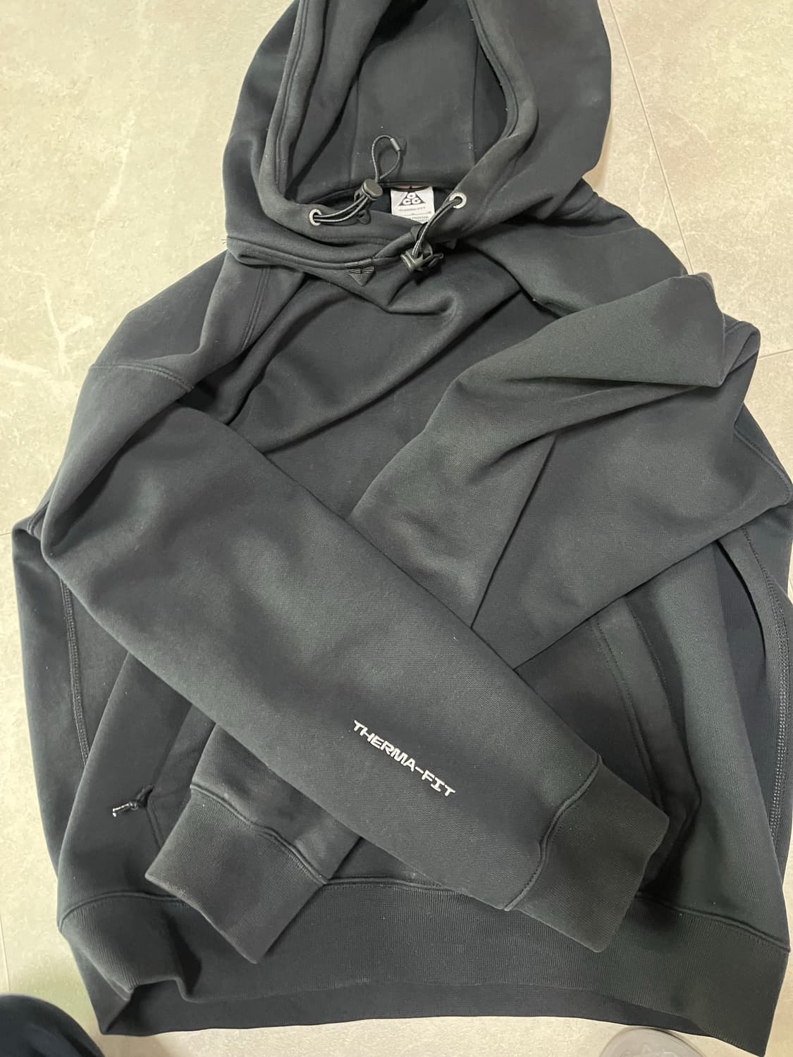 나이키 acg 블랙 후드티 상품이미지2