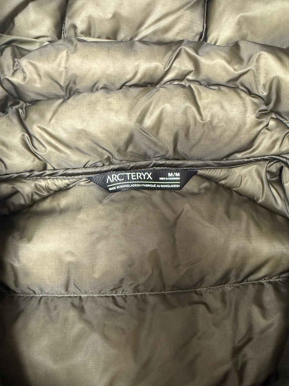 신품급 아크테릭스 토륨 후디 타츠 M사이즈 팝니다 상품이미지4