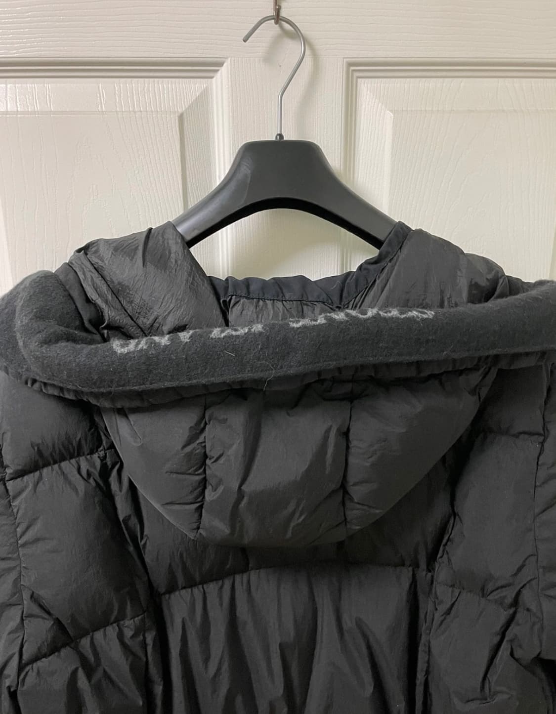 [미착용 새상품] 스톤아일랜드 크링클랩스 롱패딩 블랙 L 상품이미지2