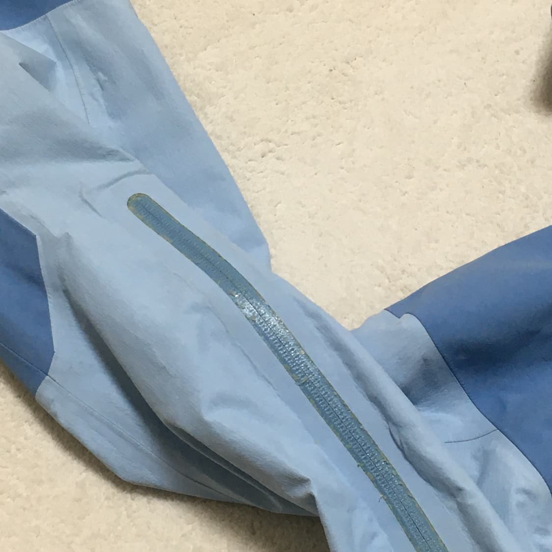 아크테릭스 파스텔 스카이블루 배색 베타 ar beta ar 바람막이 상품이미지5