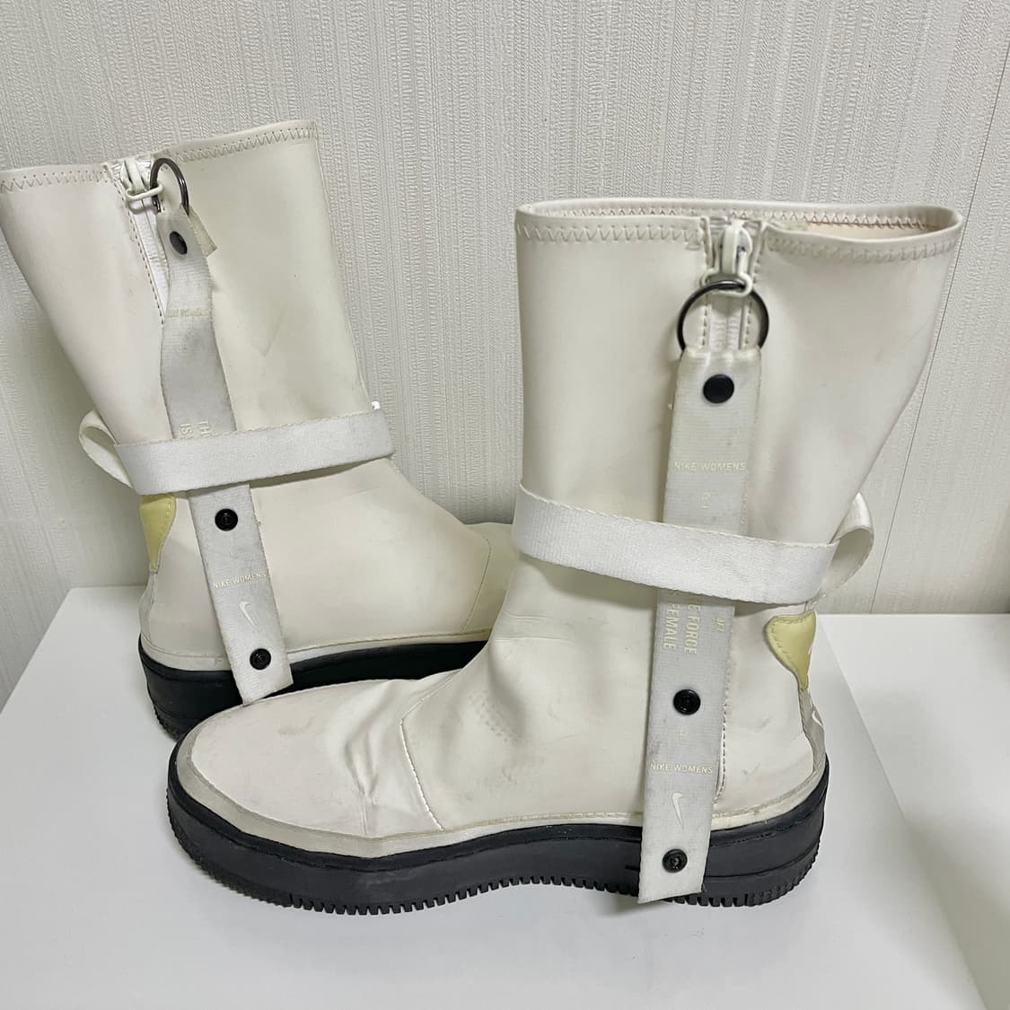 [235] 나이키 포스1 세이지 하이 검솔 화이트 방수부츠 레인부츠 상품이미지2