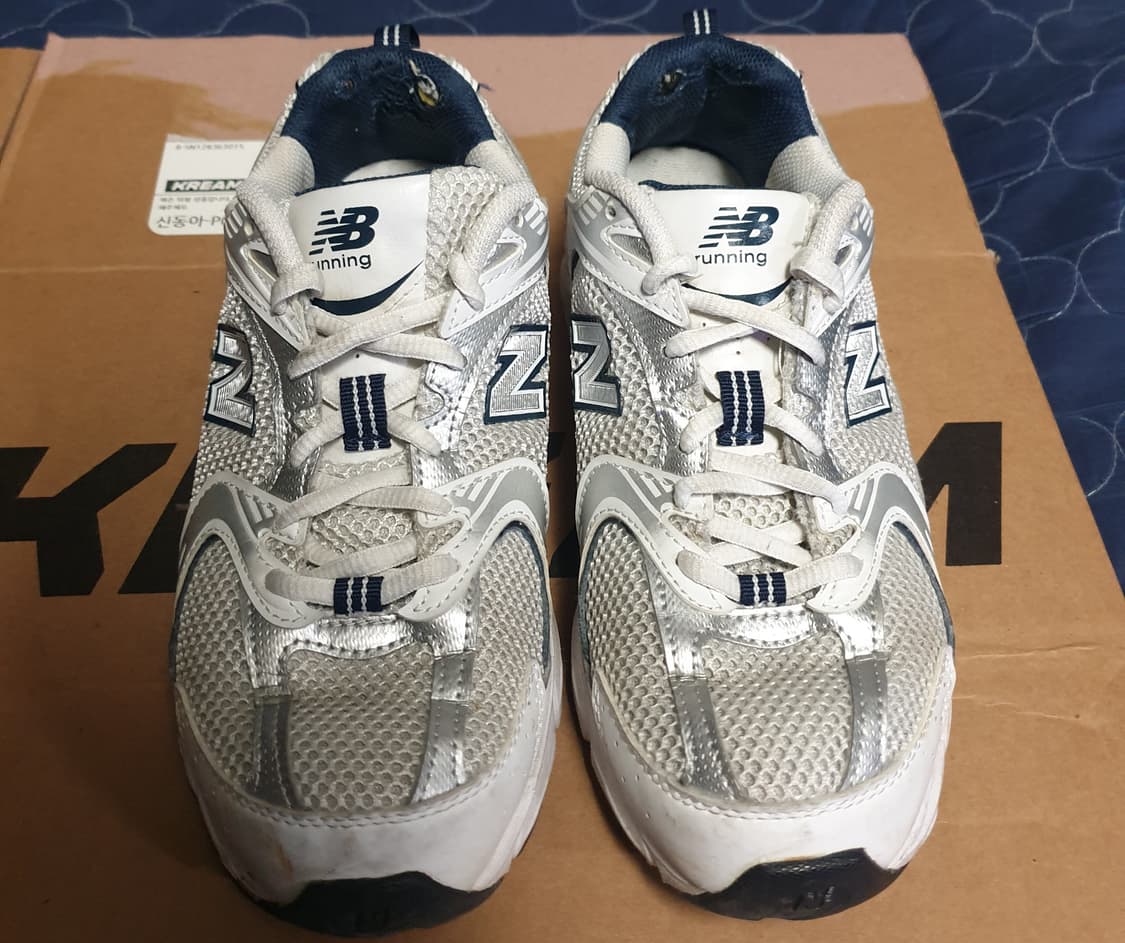 뉴발란스 530 실버 네이비 런닝화 (230) 상품이미지3