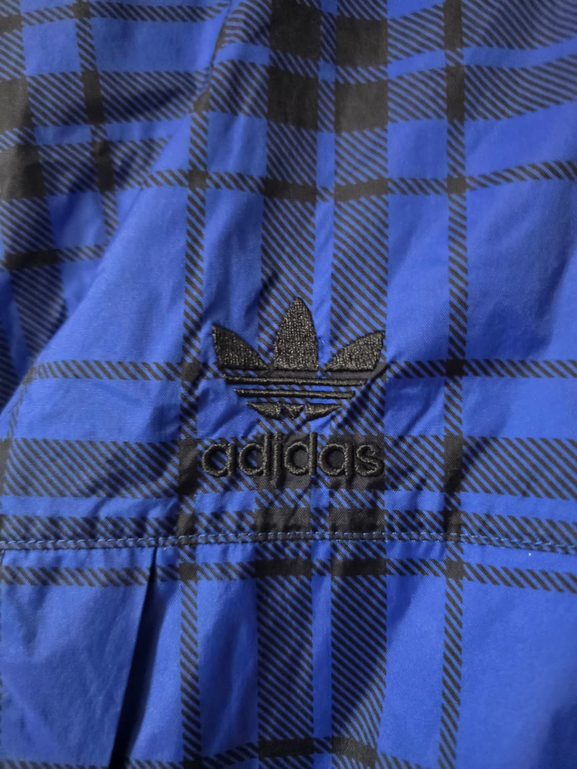 아디다스 첼시FC 윈드브레이커 바람막이.
싸이즈 100~105. 남자 상품이미지4