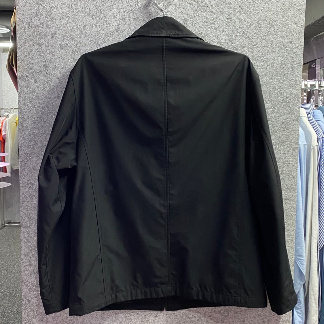 입생로랑 아카이브 스몰 로고 블랙 자켓 B3100 상품이미지3