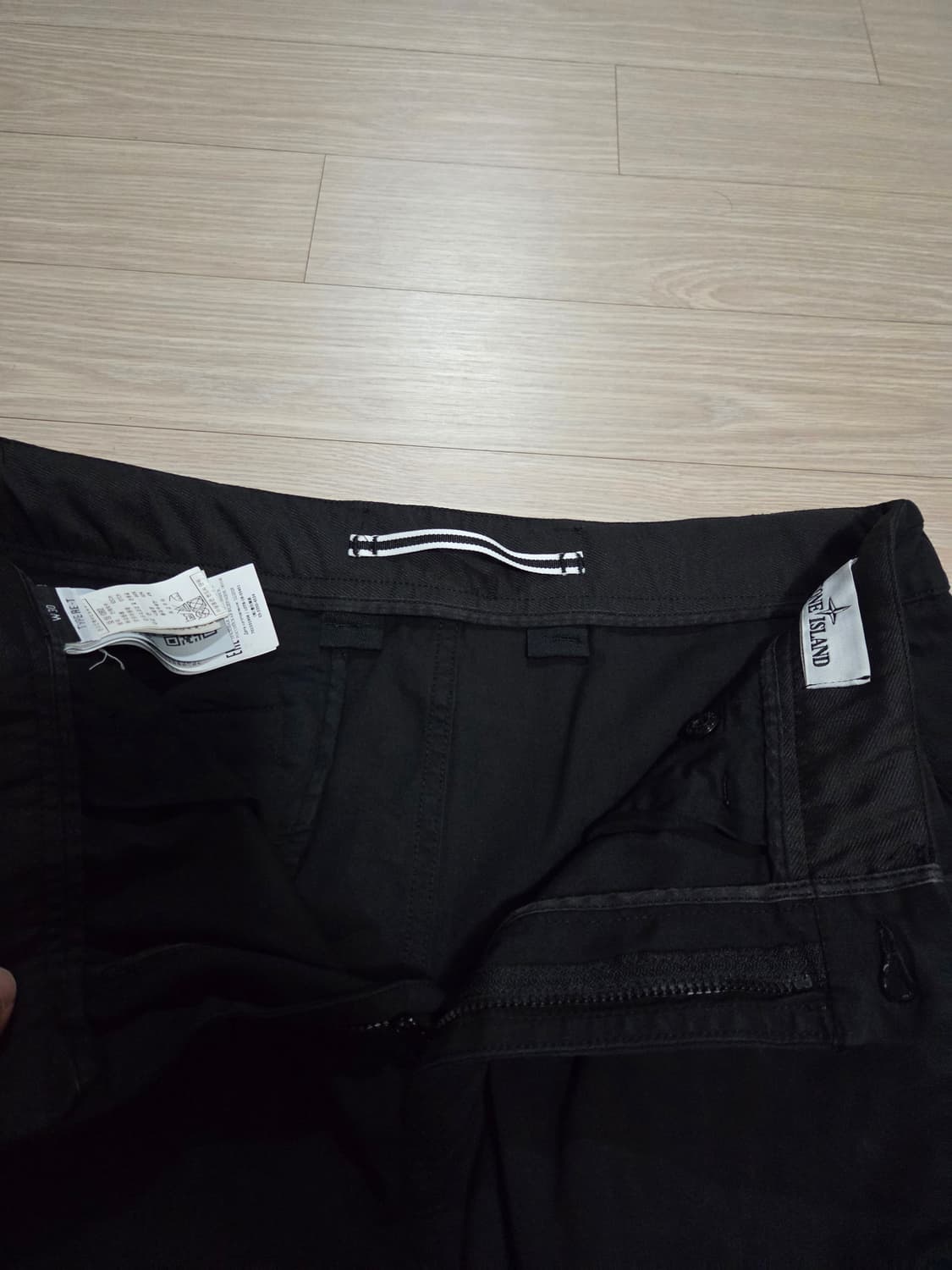 [30] 스톤아일랜드 TYPE RE-T 카고 팬츠 블랙 상품이미지5