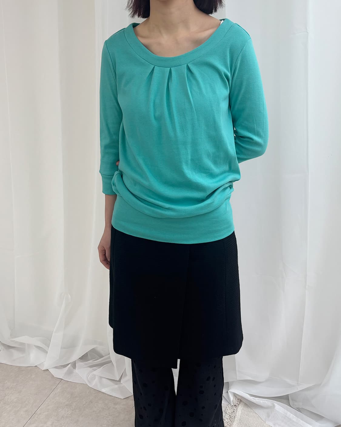 aqua sheila u-neck 3/4 sleeve top 상품이미지1
