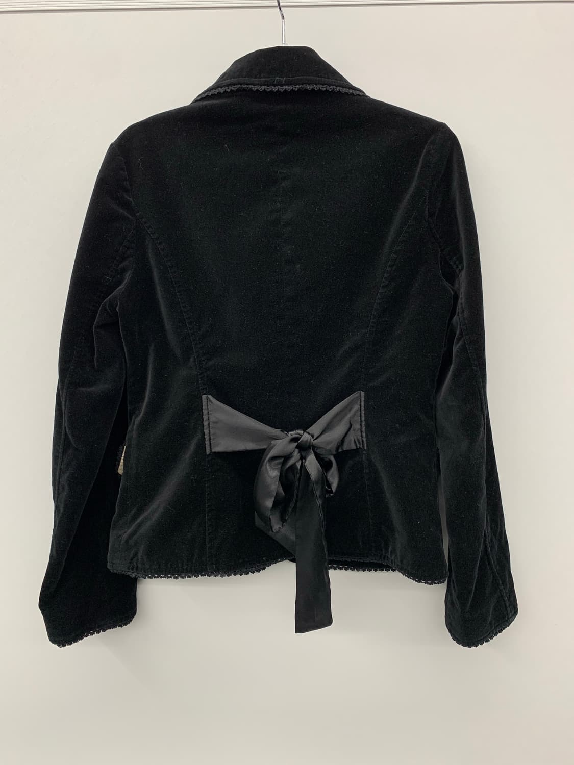 세멘틱디자인 벨벳 버튼 자켓 상품이미지5