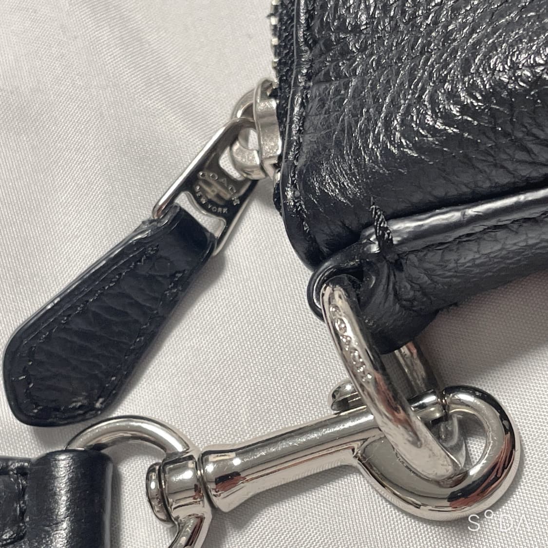 코치 블랙 가죽 숄더 크로스백 상품이미지7