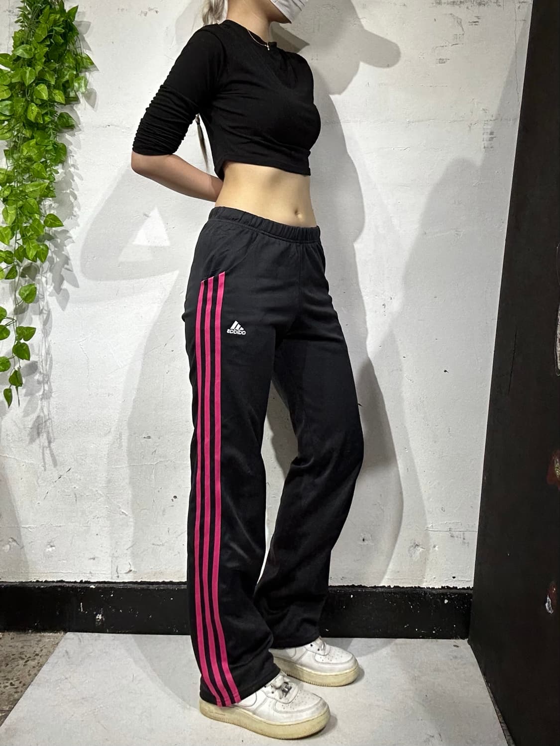 아디다스 블랙 핑크 삼선 와이드 추리닝 바지 트레이닝 팬츠 상품이미지1