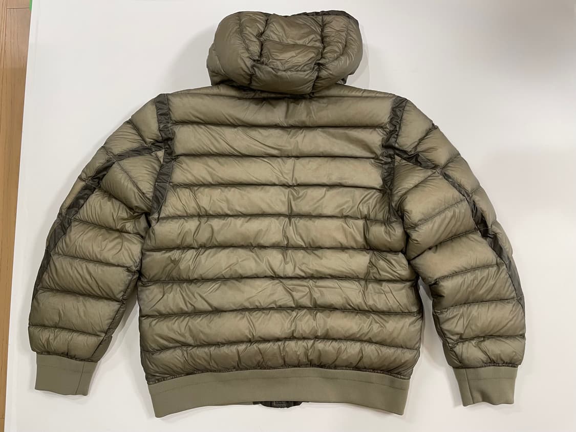 CP컴퍼니 DD쉘 디디쉘 경량패딩 XL 새상품 판매 상품이미지2