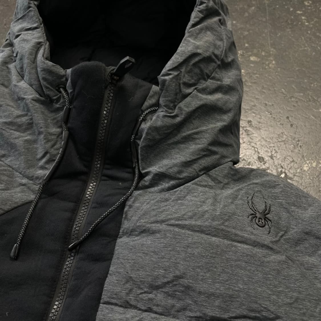 105 스파이더 덕다운 그레이 패딩 상품이미지3