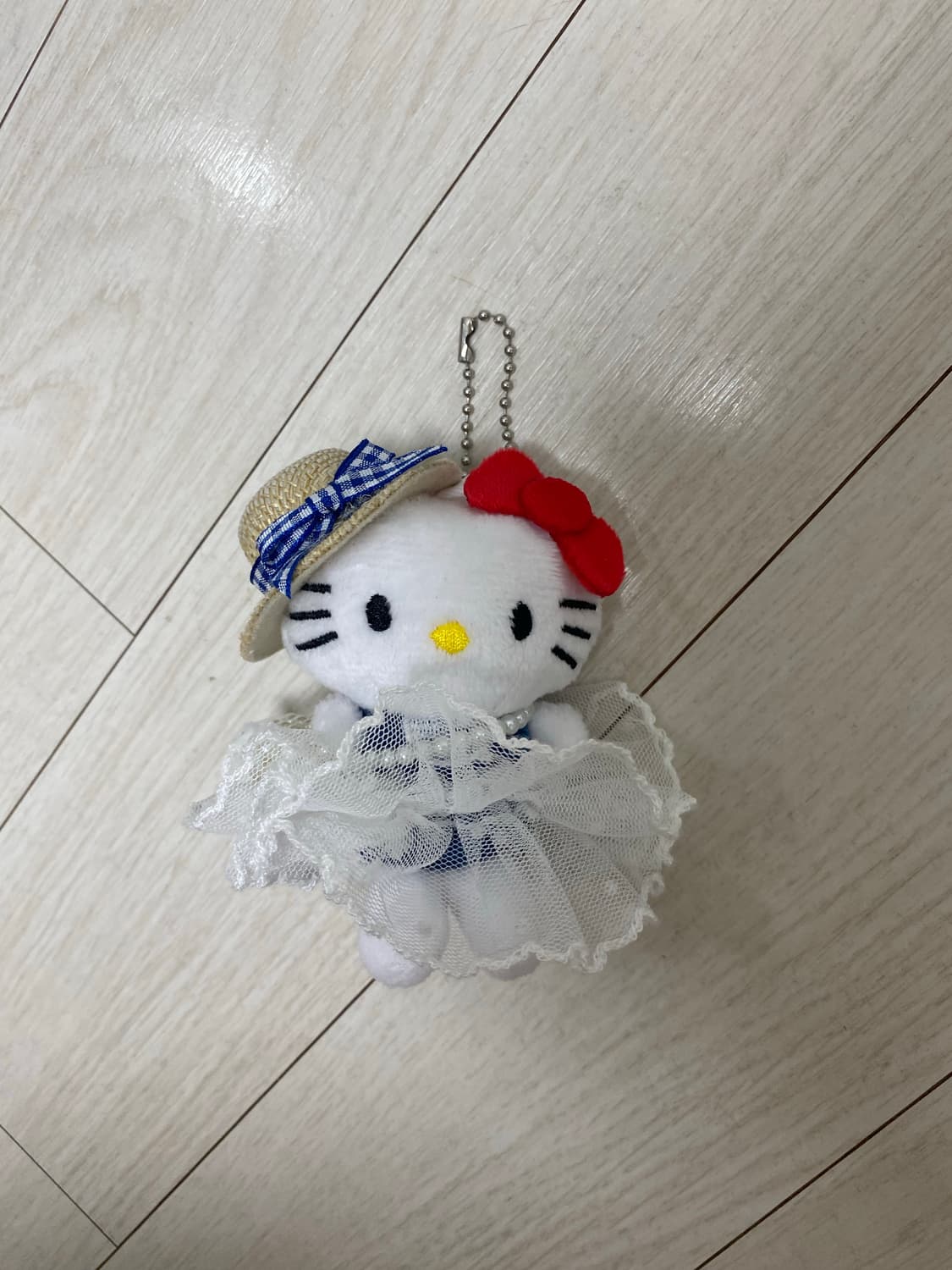 바캉스룩 헬로키티 키링 상품이미지2