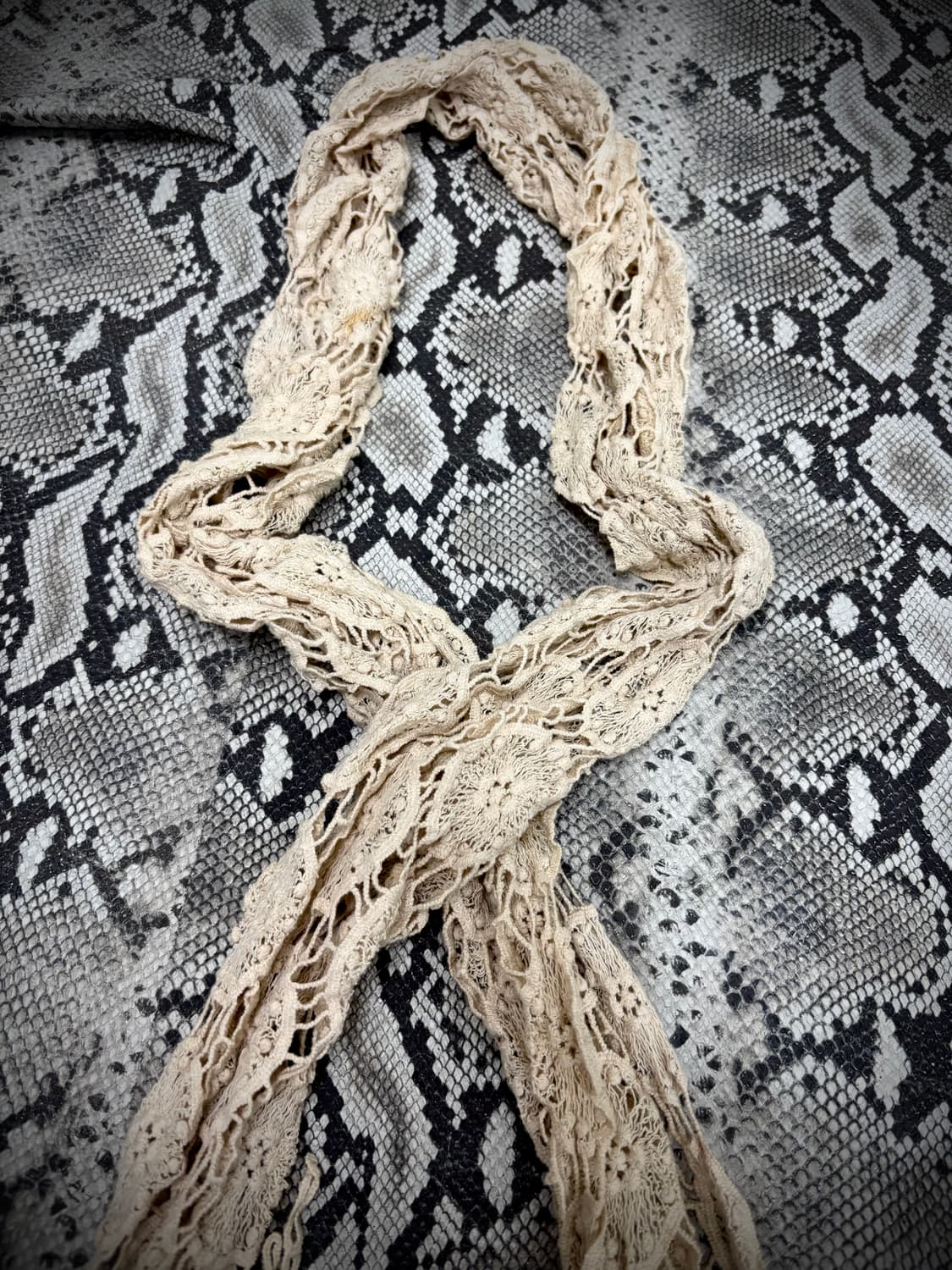 “Vintage” Fairy Grunge Mood Scarf 상품이미지3
