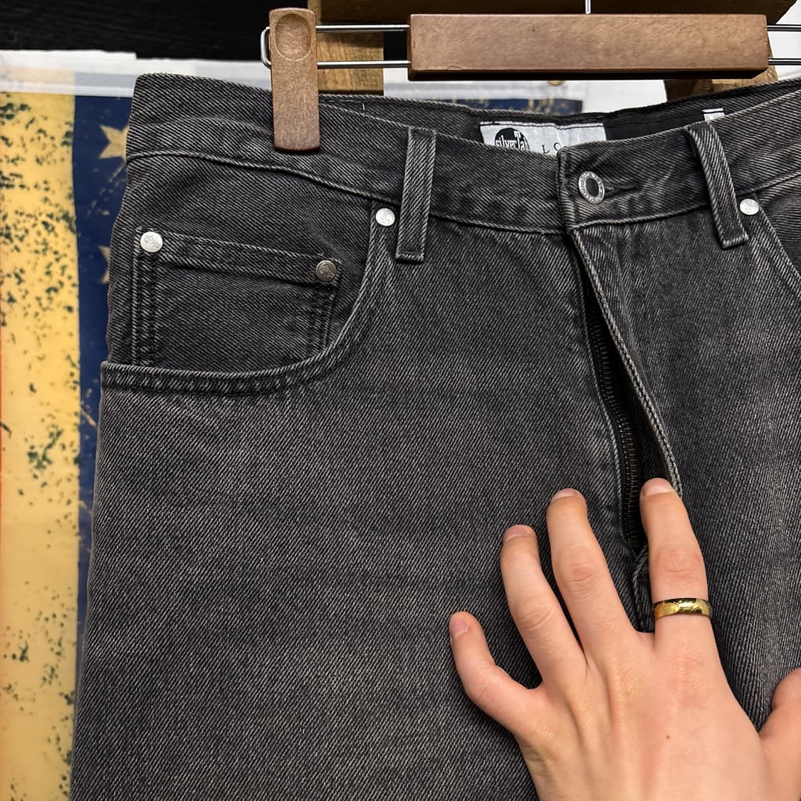 리바이스 실버탭 스케이터 라인 루즈핏 소프트 워싱 데님팬츠 N1400 상품이미지6