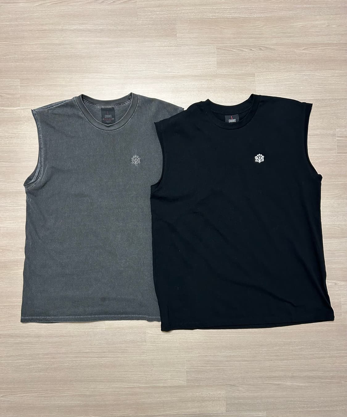 innir 이니어 SLEEVELESS T-SHIRT  상품이미지2