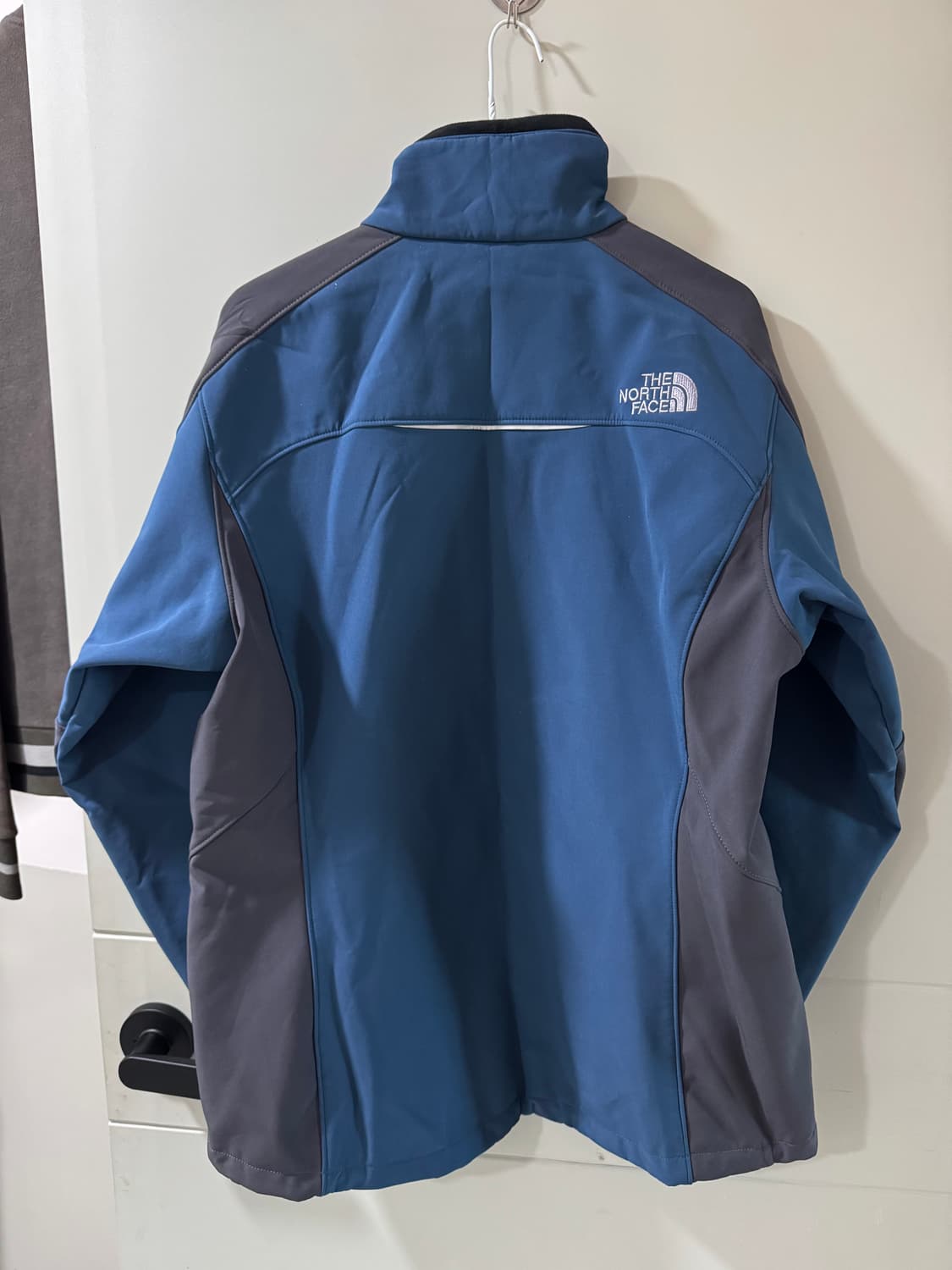 노스페이스 소프트쉘 2way 자켓 상품이미지2
