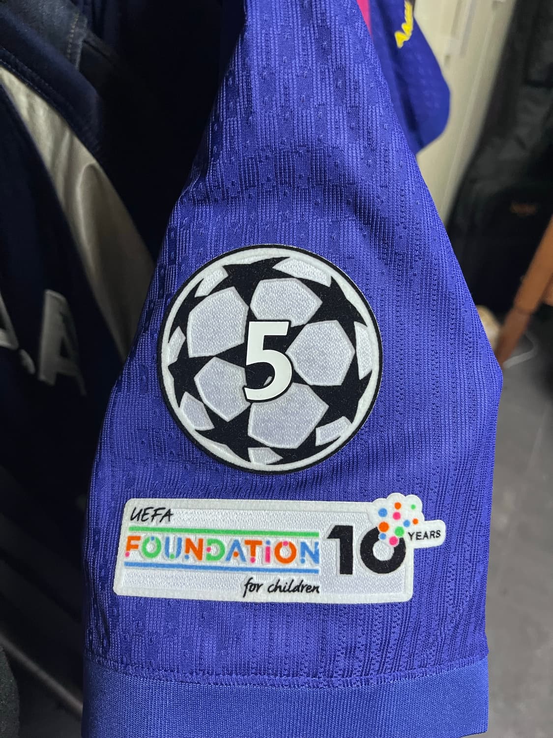 25-26 바르셀로나 레반도프스키 마킹 유니폼 상품이미지3