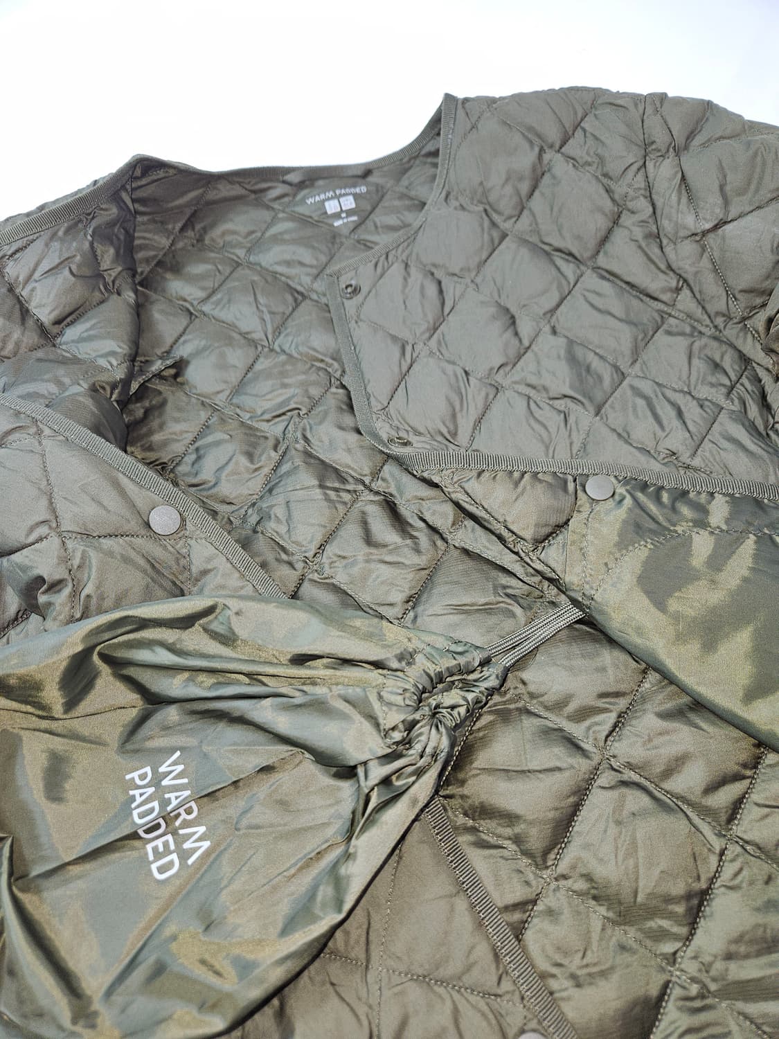 유니클로 웜패디드 경량 깔깔이 누빔자켓 울트라라이트다운 M 상품이미지2