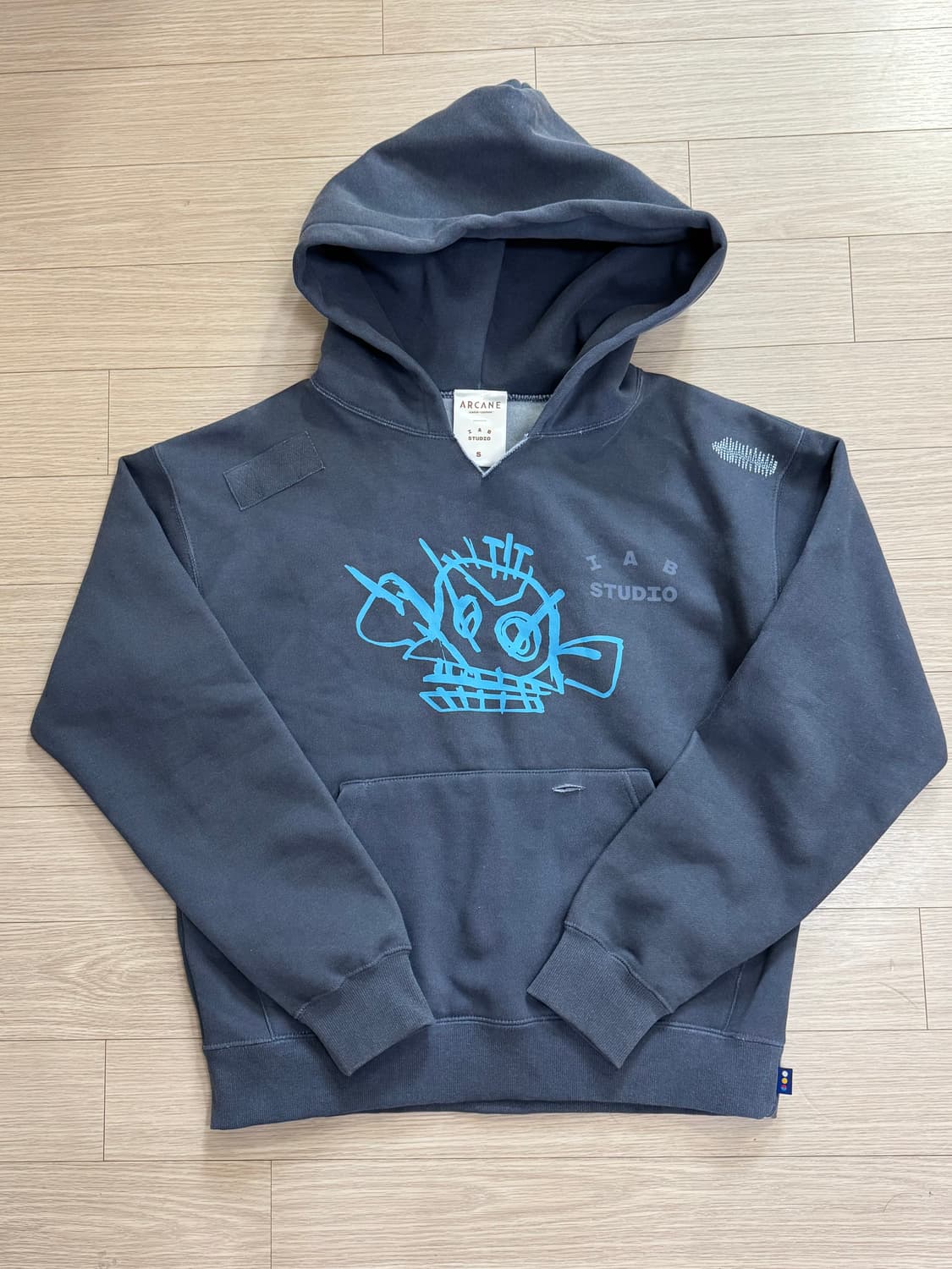 아이앱스튜디오 아케인징크스 후드 상품이미지1