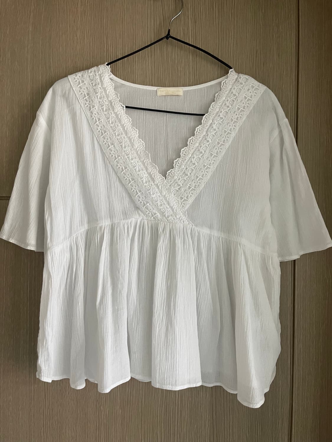 earth music 화이트 모리걸 레이스 러블리 면100 블라우스 상품이미지1