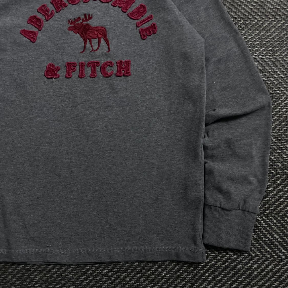 아베크롬비 y2k 무스 빅로고 롱슬리브y 4147 상품이미지3