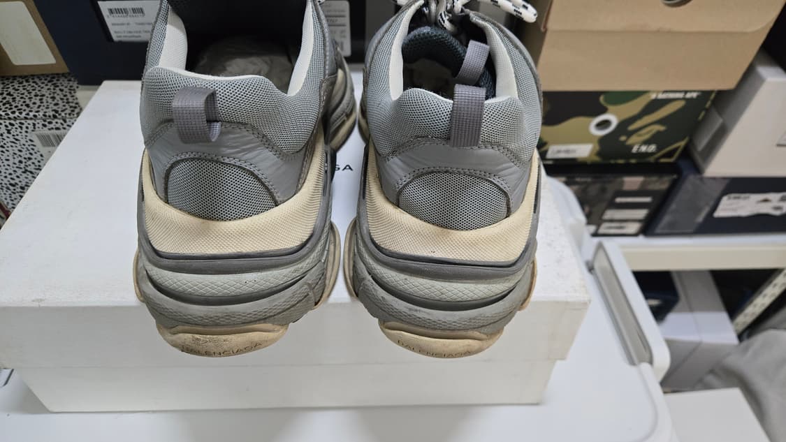 발렌시아가 트리플S 그레이 OG 43사이즈(280) 상품이미지3