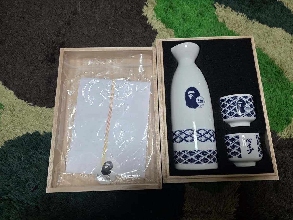 [OS] 베이프 신주쿠 매장 한정 사케 세트 상품이미지3