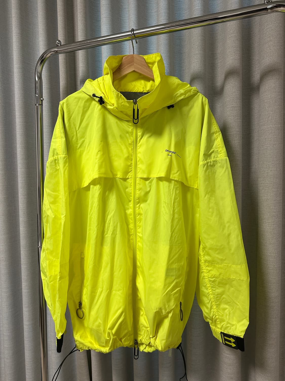 오프화이트 바람막이 투웨이 지퍼  상품이미지1