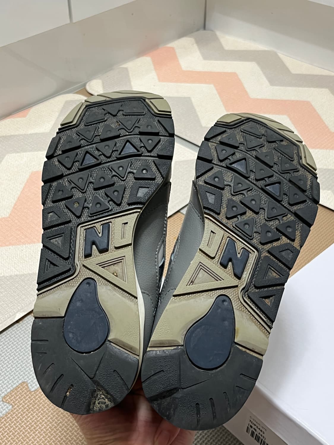 뉴발란스 1600 신발 스니커즈 260 상품이미지5