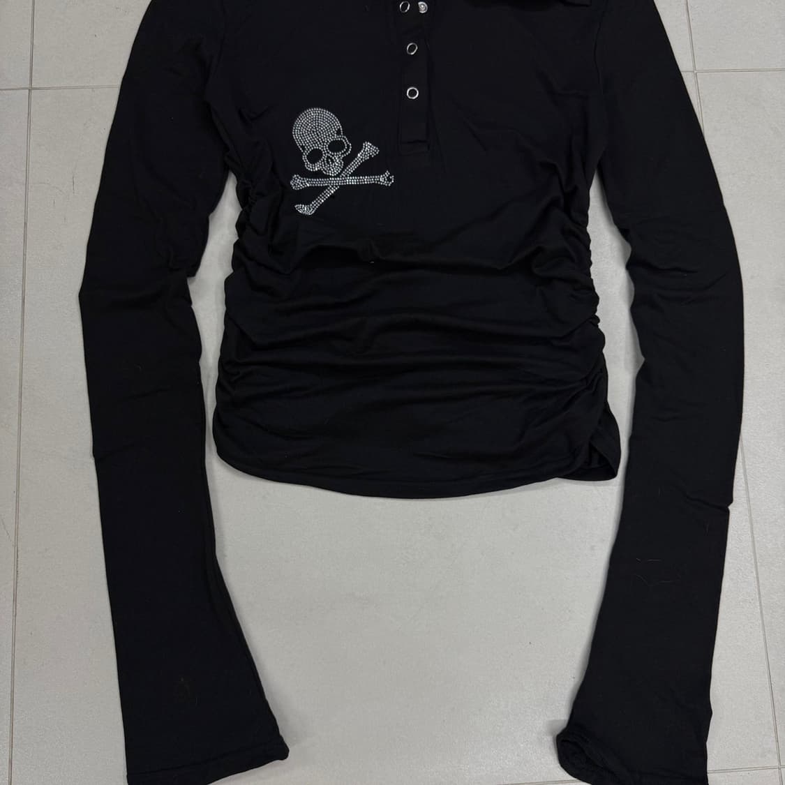 Skull Cubic High Neck Wrinkled Long Slee 상품이미지4