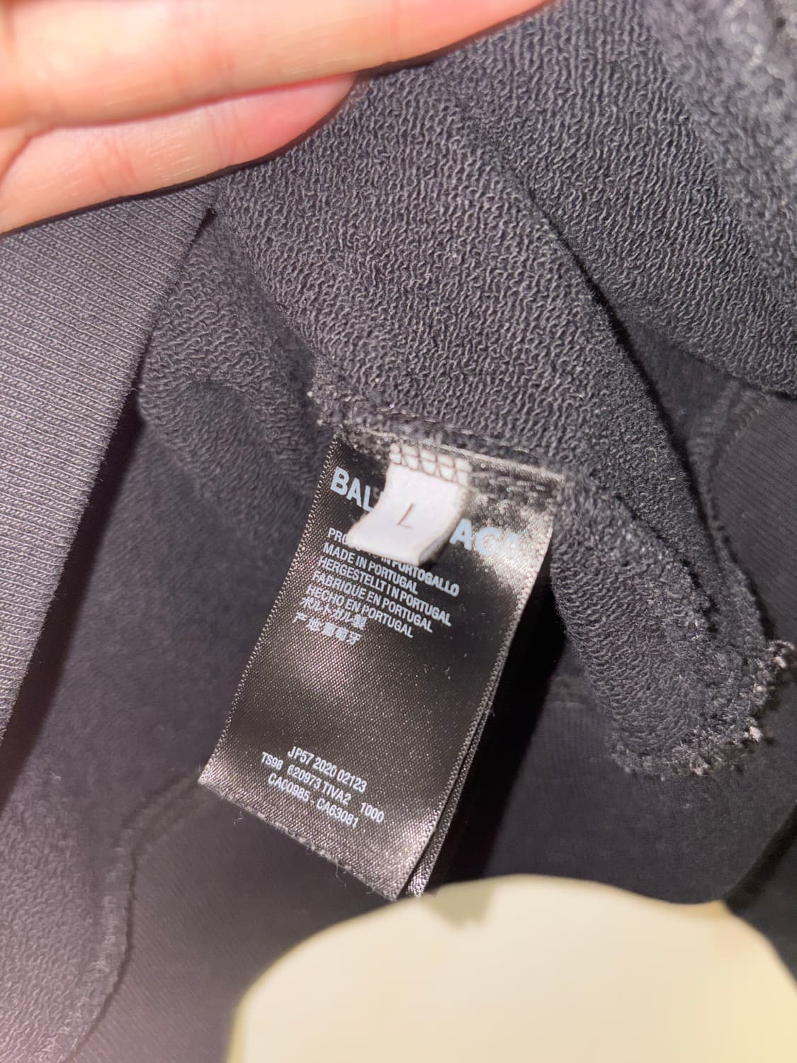 뎀나 발렌시아가 후드티  상품이미지7