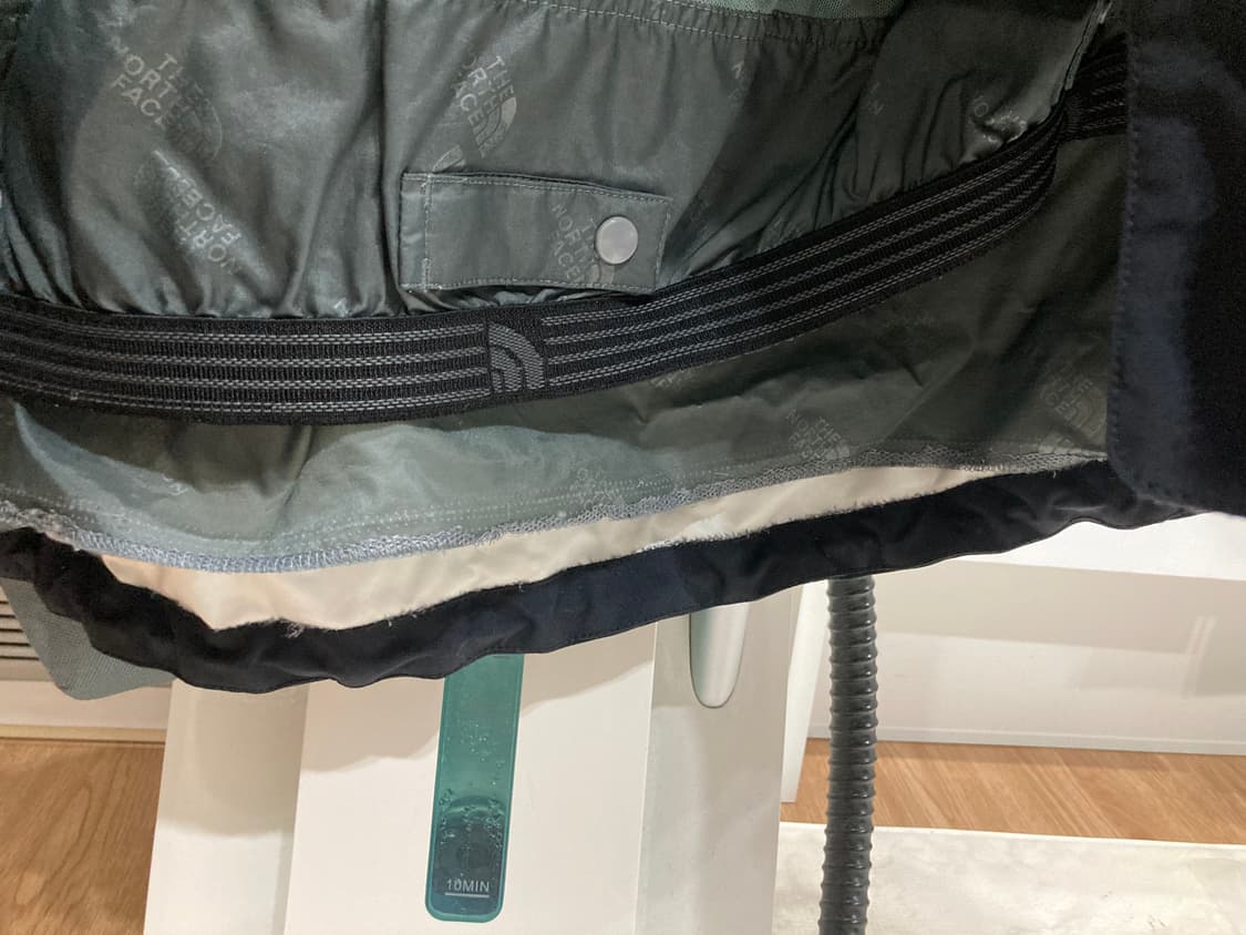 노스페이스 HyVent 바람막이 블랙 90 상품이미지4