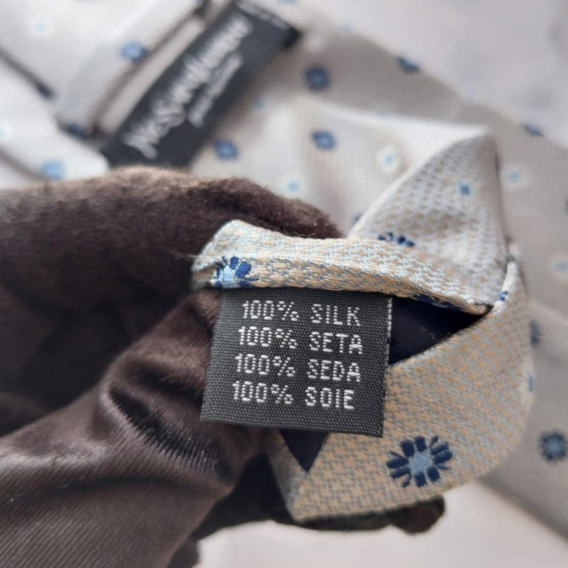 입생로랑 실크  플라워 자카드 넥타이 9.7cm A등급 k1971
 상품이미지10