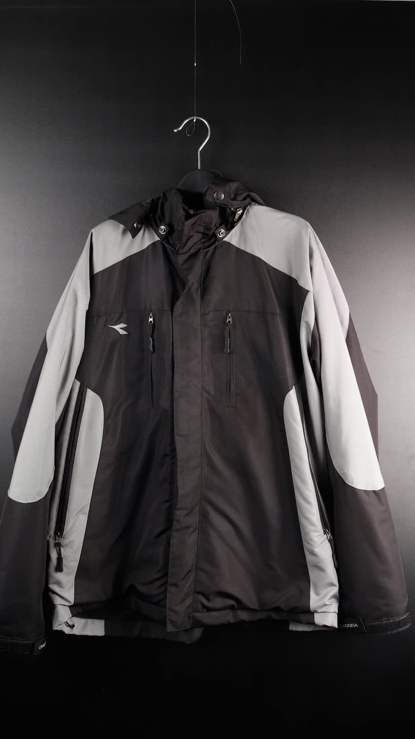 디아도라 블랙 바람막이 상품이미지1