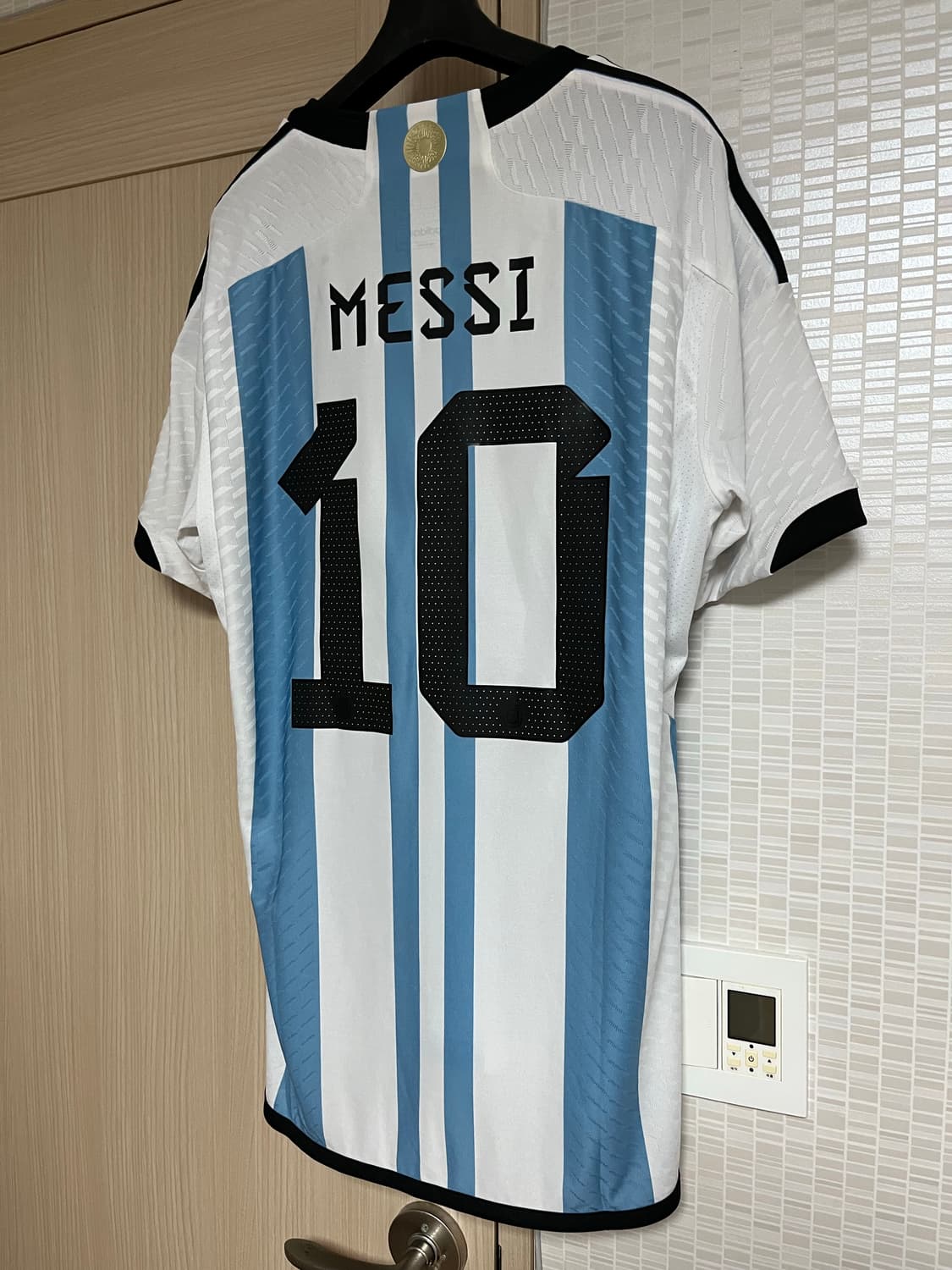 [L] 아르헨티나 22-24 카타르월드컵 결승 유니폼 어센틱 메시 상품이미지5