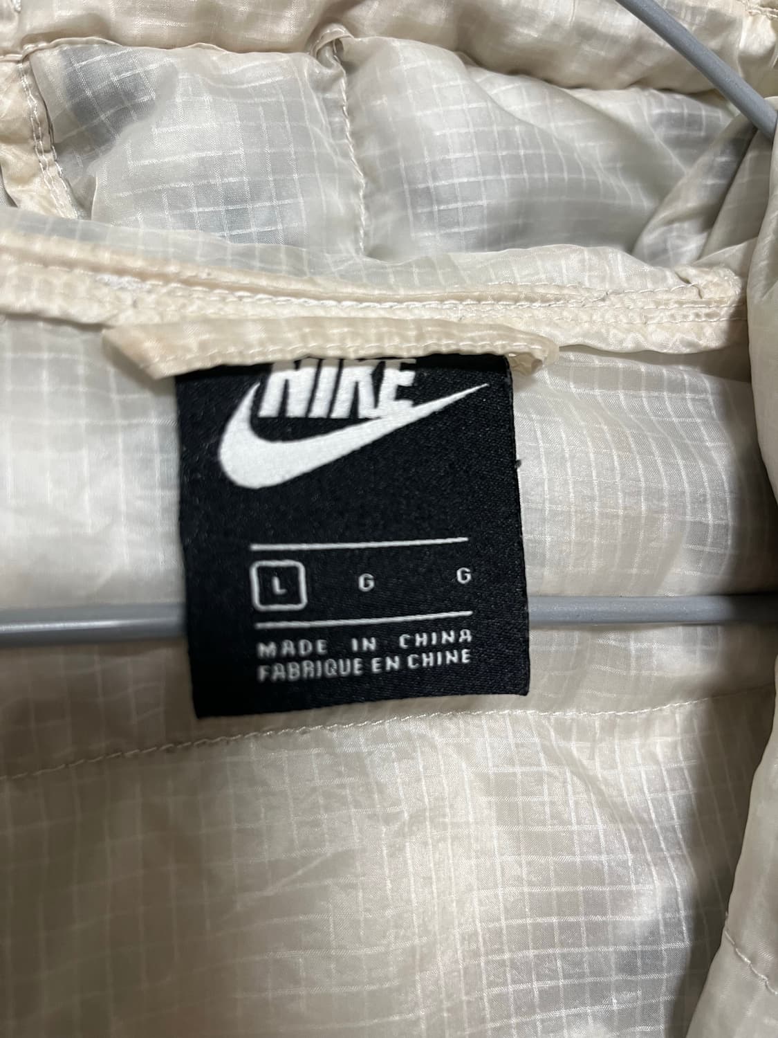 나이키 화이트  에코다운  패딩 점퍼 상품이미지6